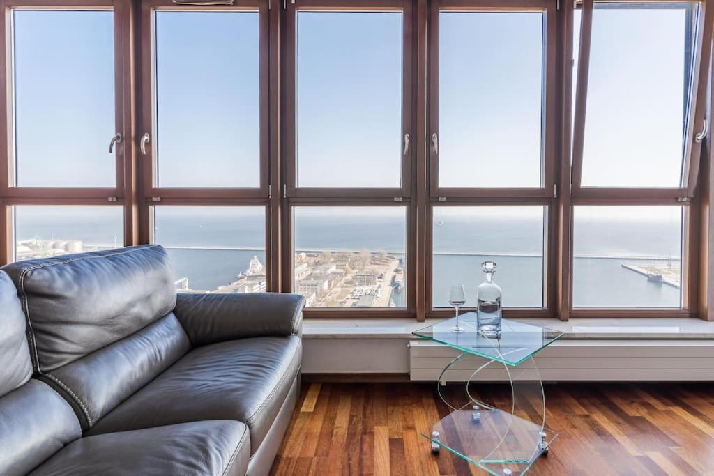 Golden Apartments An Hryniewickiego 6A Gdynia Eksteriør billede