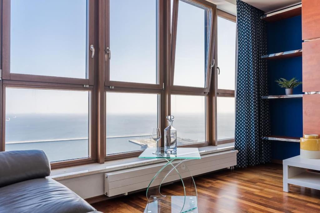 Golden Apartments An Hryniewickiego 6A Gdynia Eksteriør billede