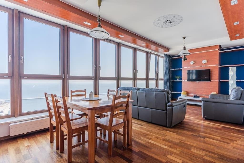 Golden Apartments An Hryniewickiego 6A Gdynia Eksteriør billede
