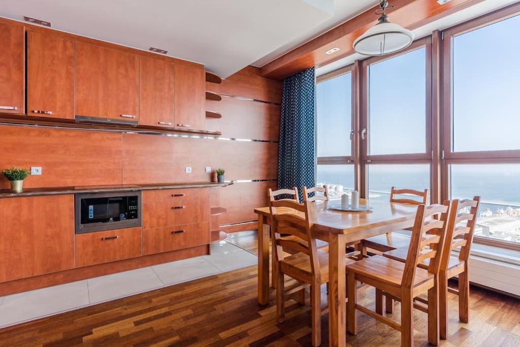 Golden Apartments An Hryniewickiego 6A Gdynia Eksteriør billede